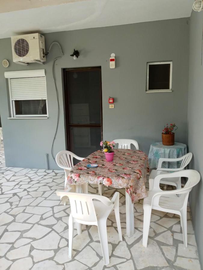 Agatha Appartments Paliouria Kokkino Nero Exterior photo