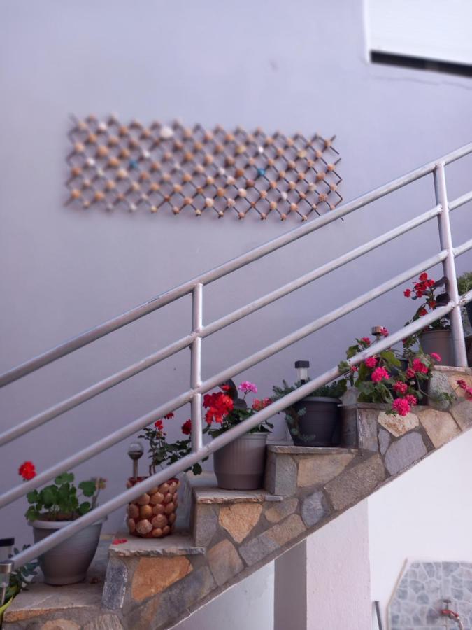 Agatha Appartments Paliouria Kokkino Nero Exterior photo